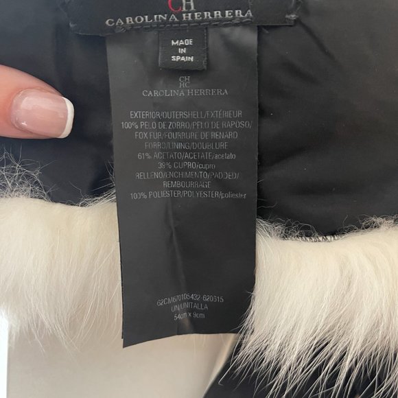 Carolina Herrera White Fur Collar with Ribbon Bow - Picture 6 of 6